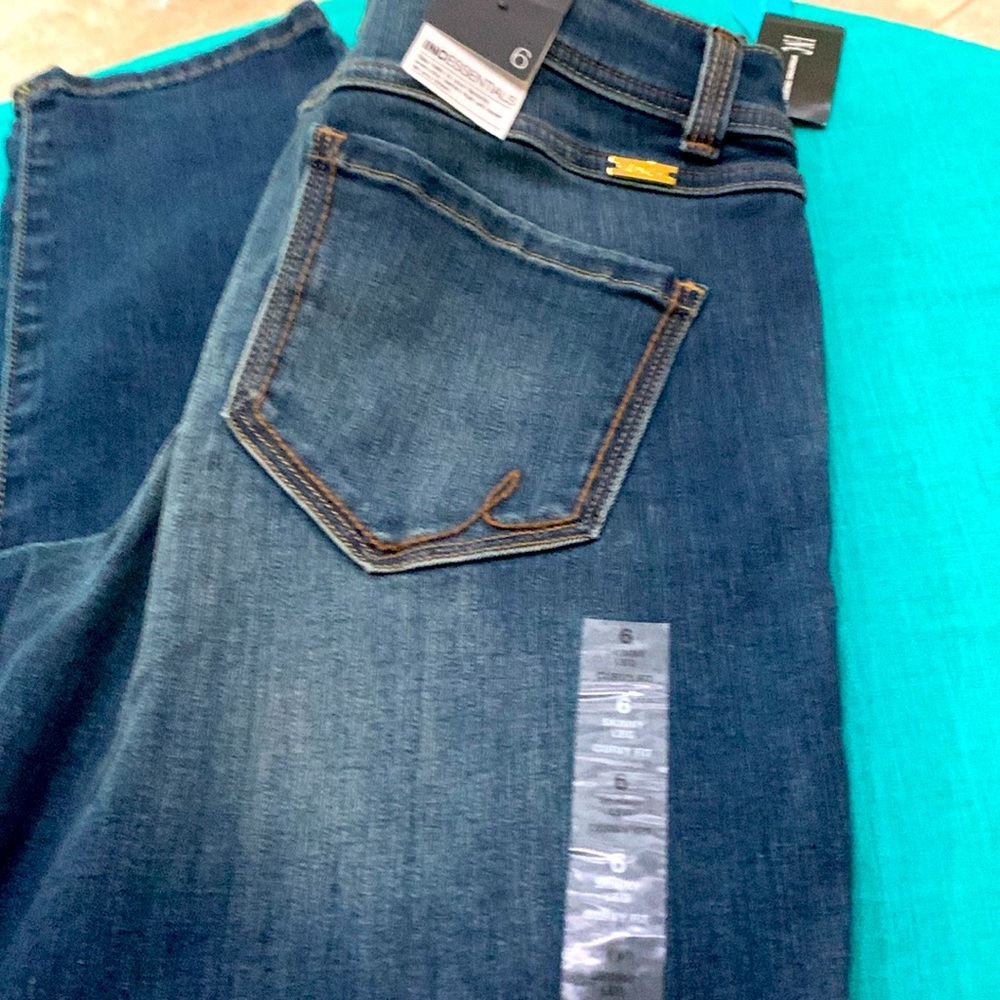 Skinny leg inc jeans